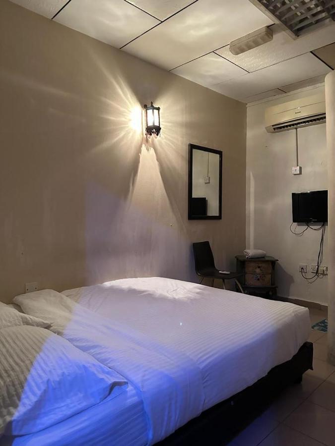 G99 Homestay *