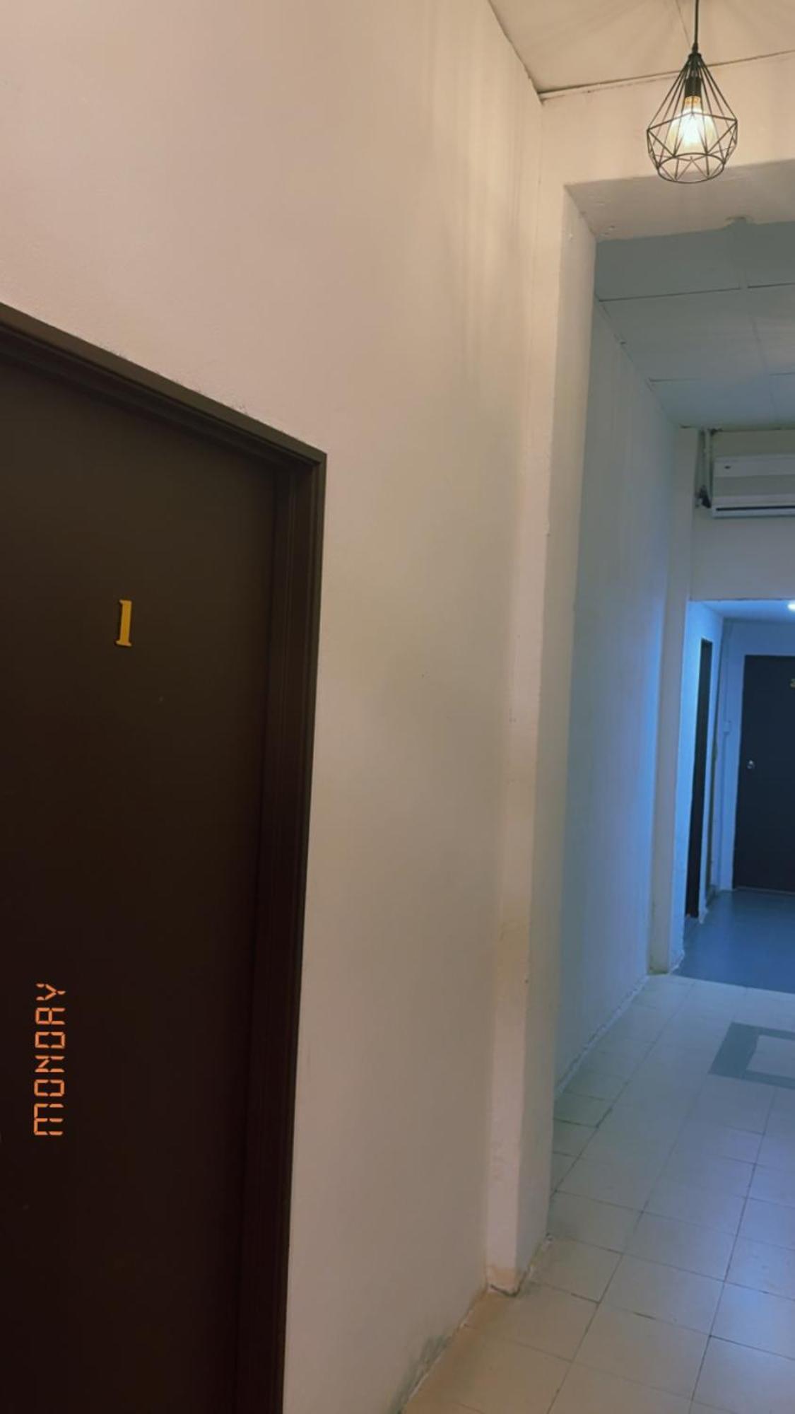 G99 Homestay *